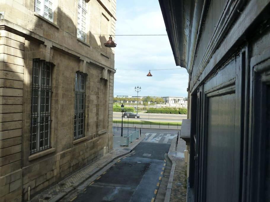 Apparts En Ville Place De La Bourse Bordeaux Exterior photo